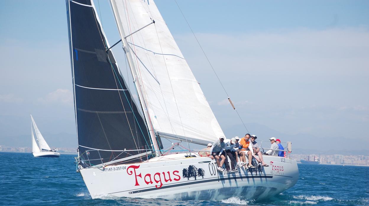 El «Fagus-Coto de Hayas» logra su tercera corona en la Regata Mar de Alborán