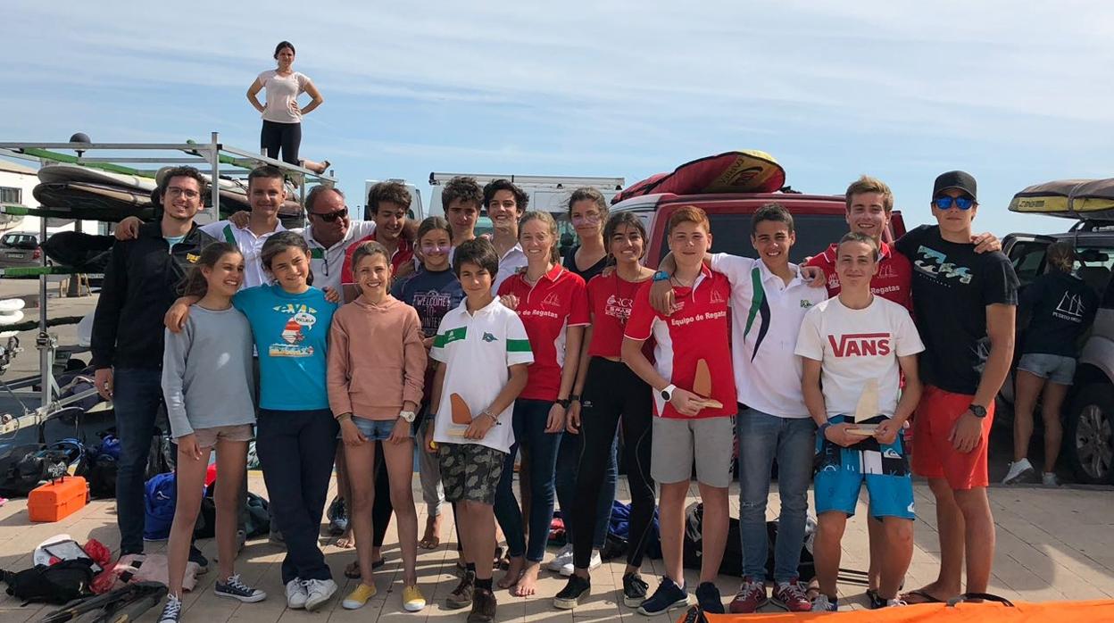 El Náutico de Sevilla «asalta» el windsurf español