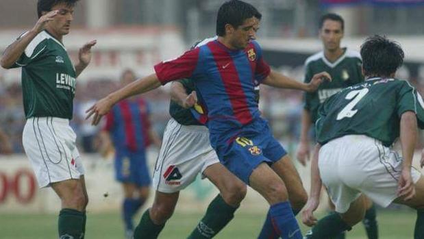 La desaparición del Novelda, el modesto que humilló al Barcelona en la Copa del Rey