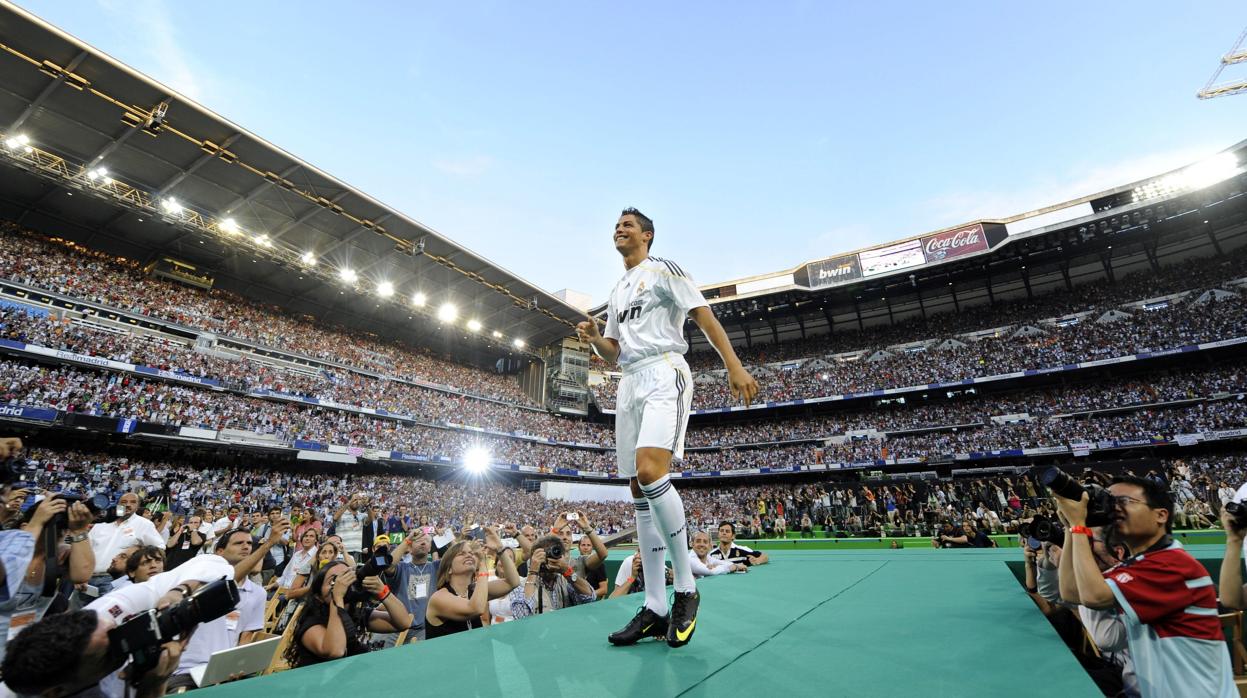 Cristiano, en su presentación como jugador del Real Madrid