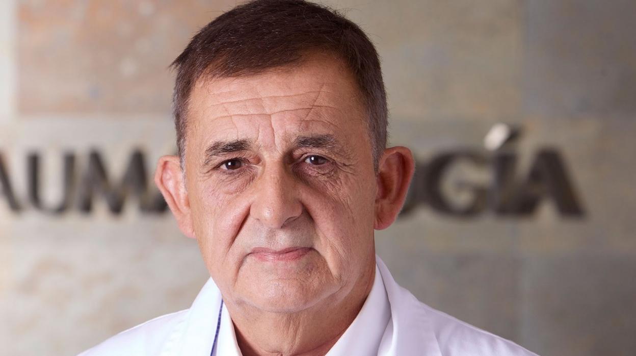 El doctor César Cobián