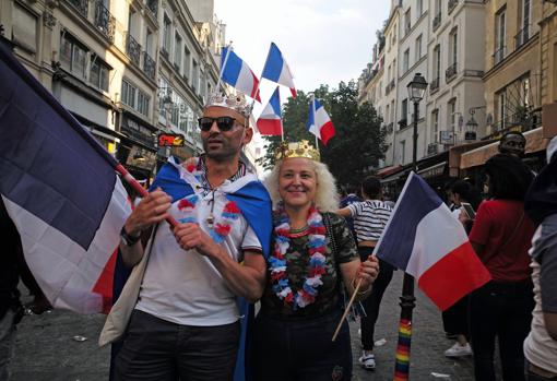 Francia se echa a la calle para celebrar el Mundial