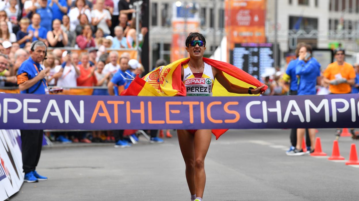 María Pérez, medalla de oro en los 20 kilómetros marcha