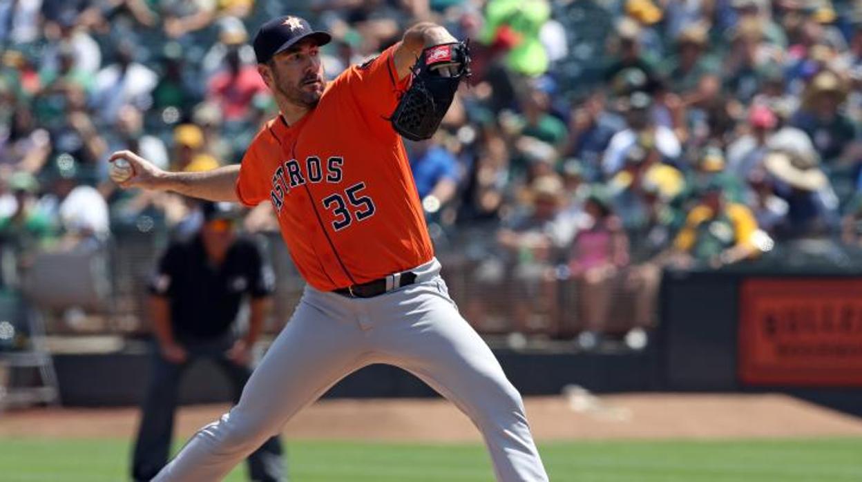 Justin Verlander, el pitcher de los Houston Astros, durante un partido de esta temporada