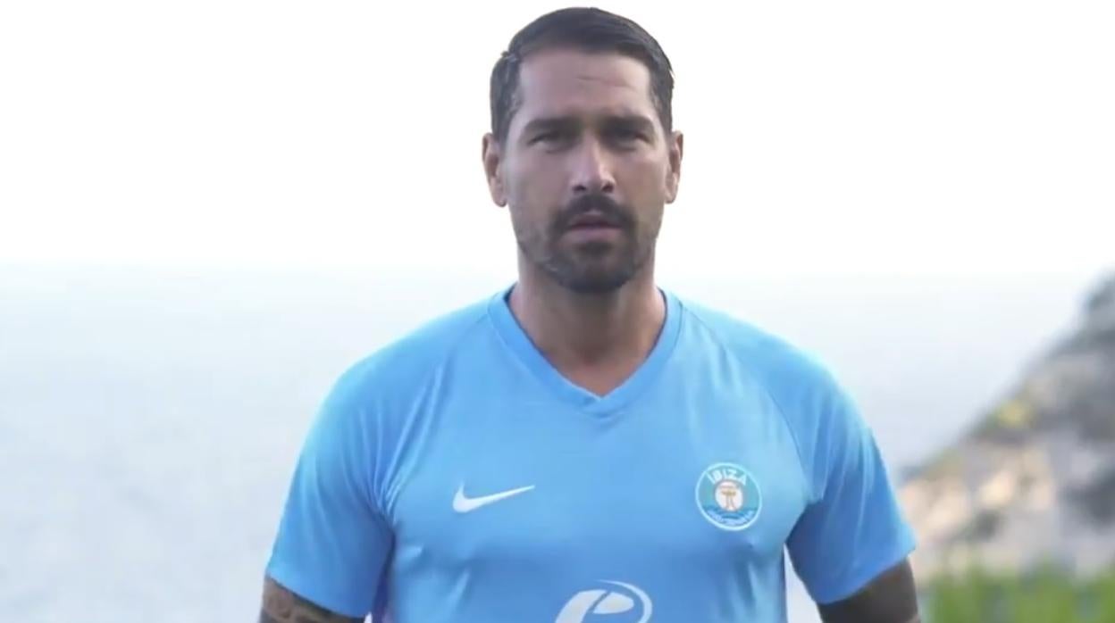 Marco Borriello, con la camiseta de la UD Ibiza