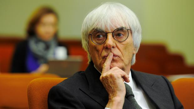 Ecclestone: «Alonso tomó decisiones equivocadas»