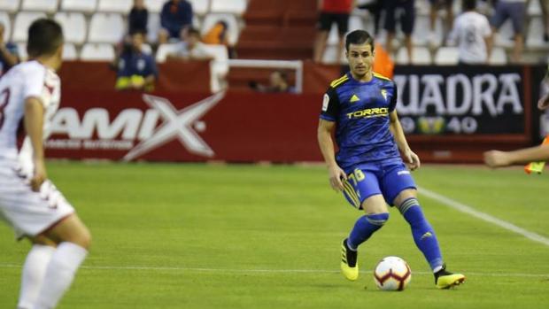 Dani Romera salva un punto para el Cádiz en la prolongación