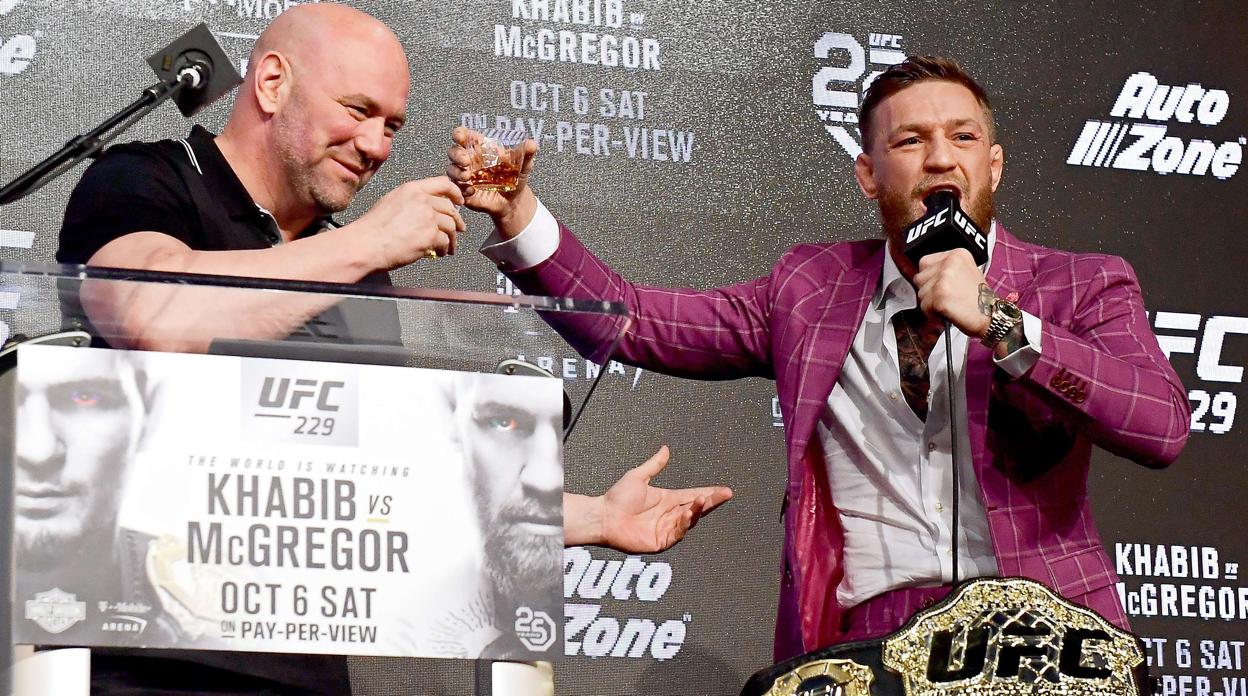 Un McGregor desatado arrolla a Khabib en el careo