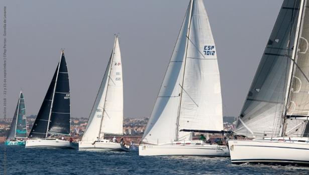 «Tanit IV» y «El Carmen», vencedores de la primera prueba en la III Regata Camino de la Cruz