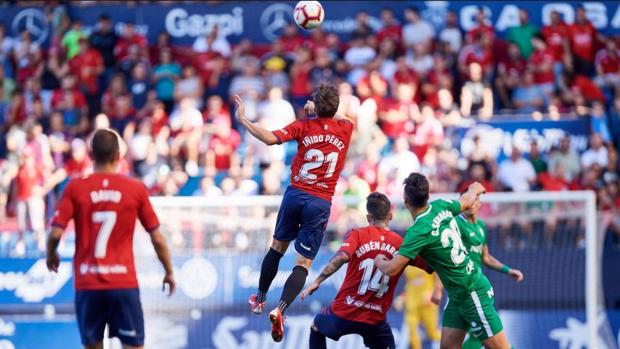 Osasuna vence a un Sporting que no tira a puerta en todo el partido