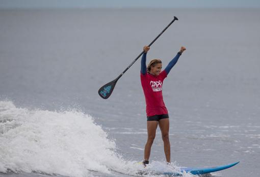 Iballa Ruano logra su primera victoria en el circuito mundial de Stand Up Paddle Surf de la APP