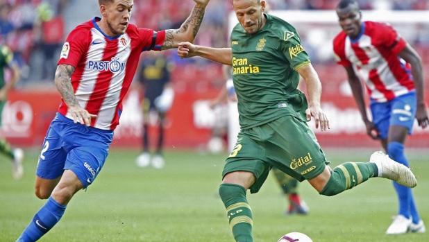 El Sporting frena a los canarios