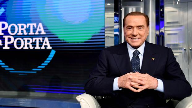 Las extravagantes normas de Berlusconi en su nuevo club