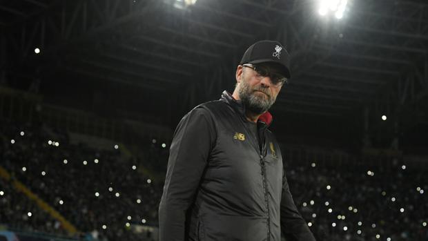 Klopp y Guardiola sacan brillo a la pizarra