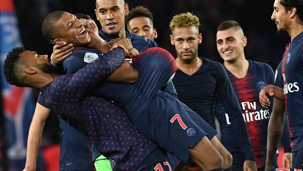 Portentosa exhibición de Mbappé