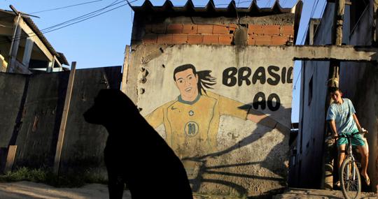 Ronaldinho, un ídolo para en Brasil, ha apoyado al candidato ultraderechista