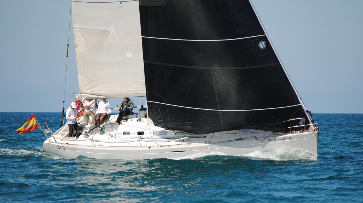 El malagueño «Tareis T», primer líder de la Saïdia Sailing Cup