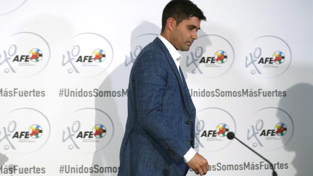 El presidente de la AFE admite que faltó a la mitad del «Máster de Entrenador»