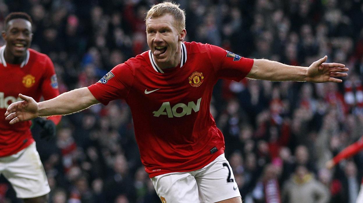 Paul Scholes celebra un tanto durante su etapa en el Manchester United