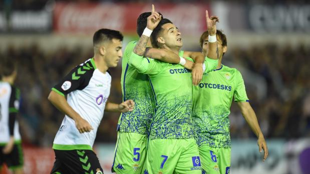 El Racing de Santander planta cara al Betis