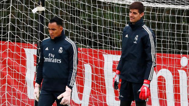 Courtois sale perdiendo en la comparativa con Keylor