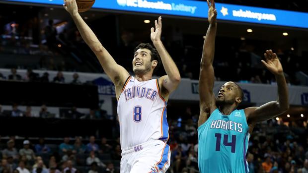 Juancho y Abrines acumulan galones a base de triples