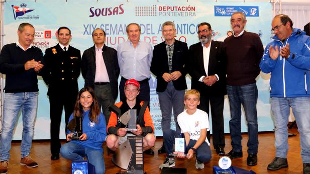 Jaime Ayarza conquista el Meeting Internacional de Optimist Ciudad de Vigo