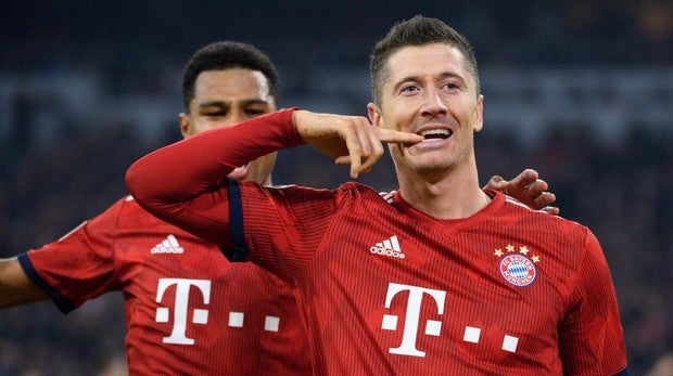 Un doblete de Lewandowski le da la victoria al Bayern