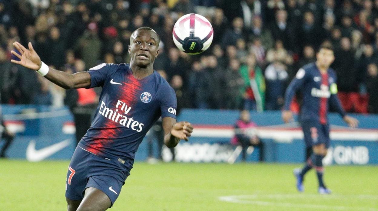 El futbolista del PSG Moussa Diaby