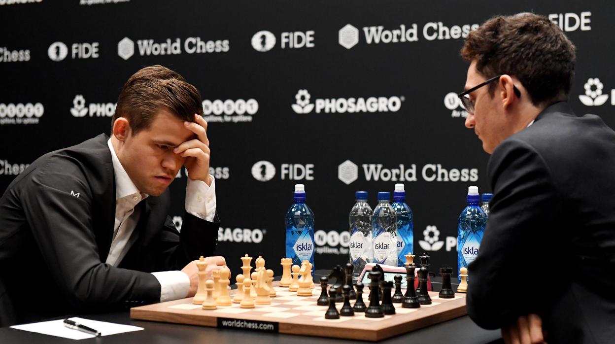 Carlsen y Caruana, en el Mundial de Londres