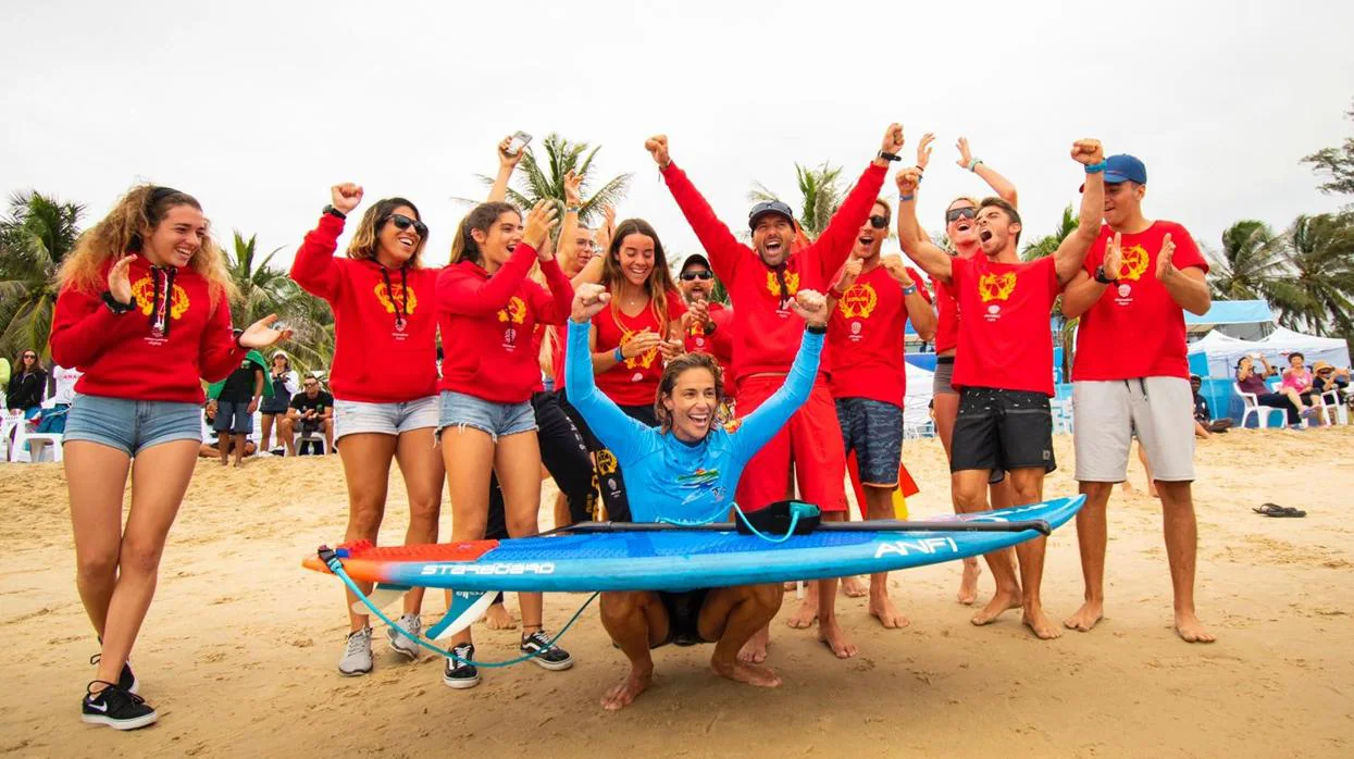Iballa Ruano, subcampeona del mundo de Sup Surfing en China