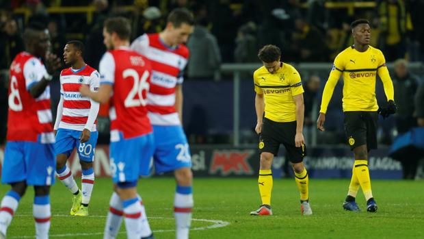 El Dortmund no pasa del empate y hace líder al Atlético