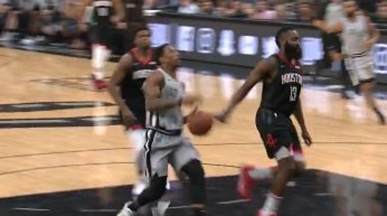 La acción de James Harden de la que habla toda la NBA