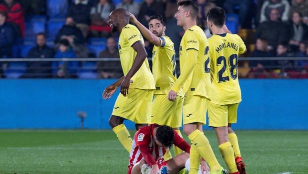 Ekambi y el Villarreal destrozan al Almería