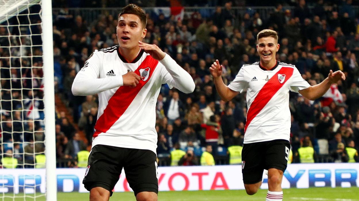 Los jugadores de River celebran un gol en la final del Bernabéu