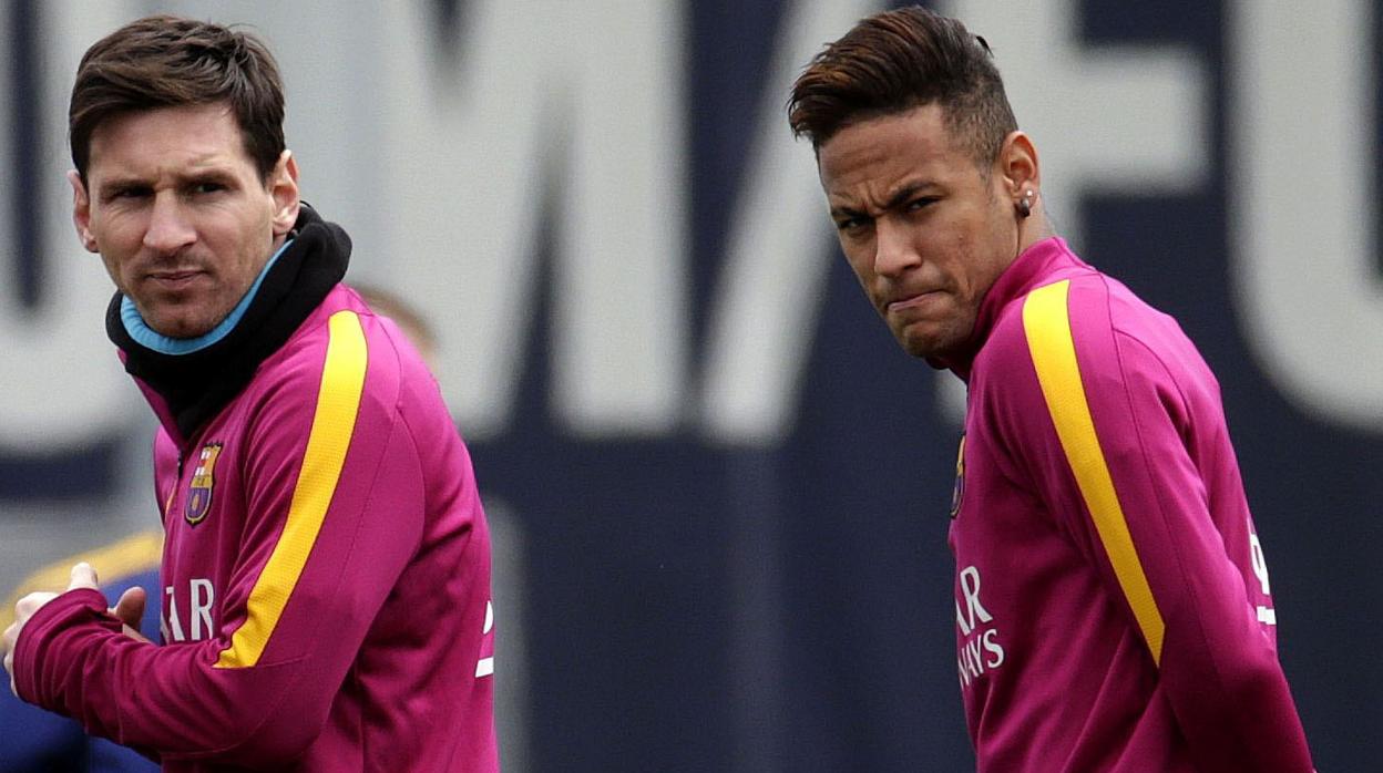 Messi y Neymar, durante un entrenamiento del Barcelona