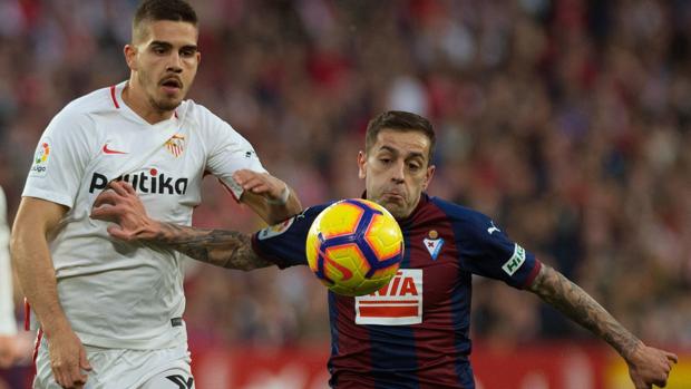 El Sevilla rescata un punto en un loco final de partido