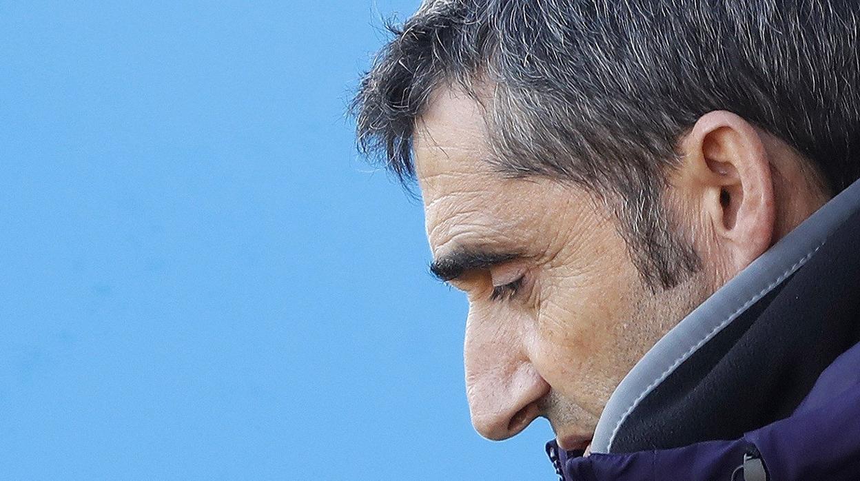 Ernesto Valverde durante el entrenamiento de este sábado