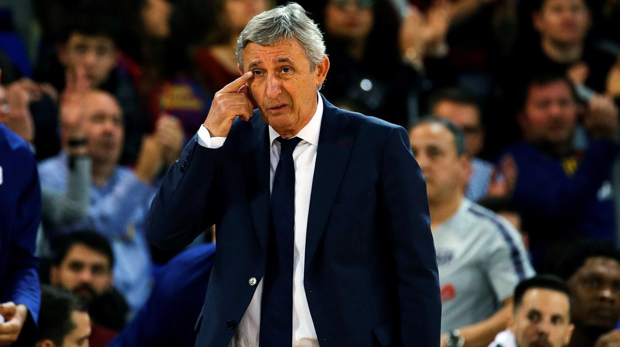 Pesic durante un partido del Barcelona