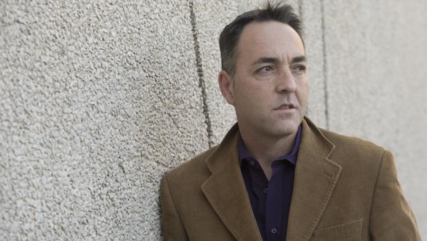 Óscar Garvín: «El fútbol semiprofesional ha vivido un golpe de Estado»