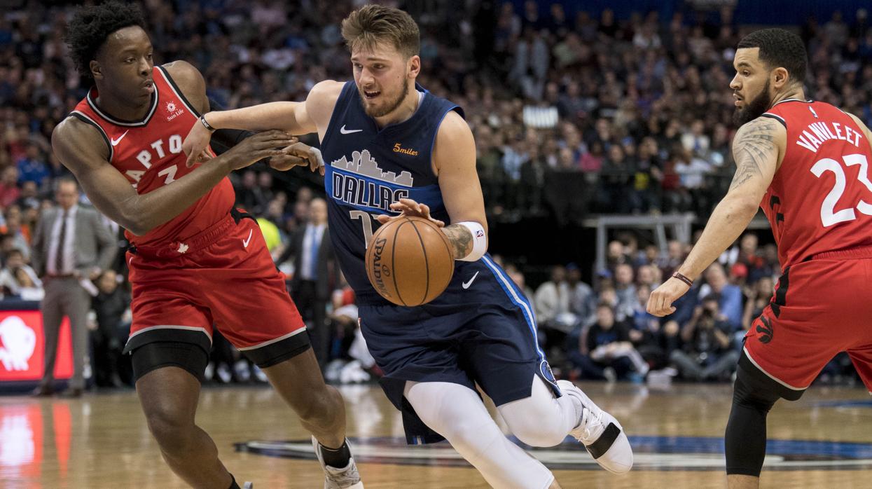 Doncic, ante los Raptors