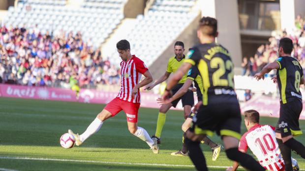 Empate insulto entre Almería y Granada