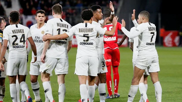 El PSG alivia su dolor europeo con un 0-4 al Dijon