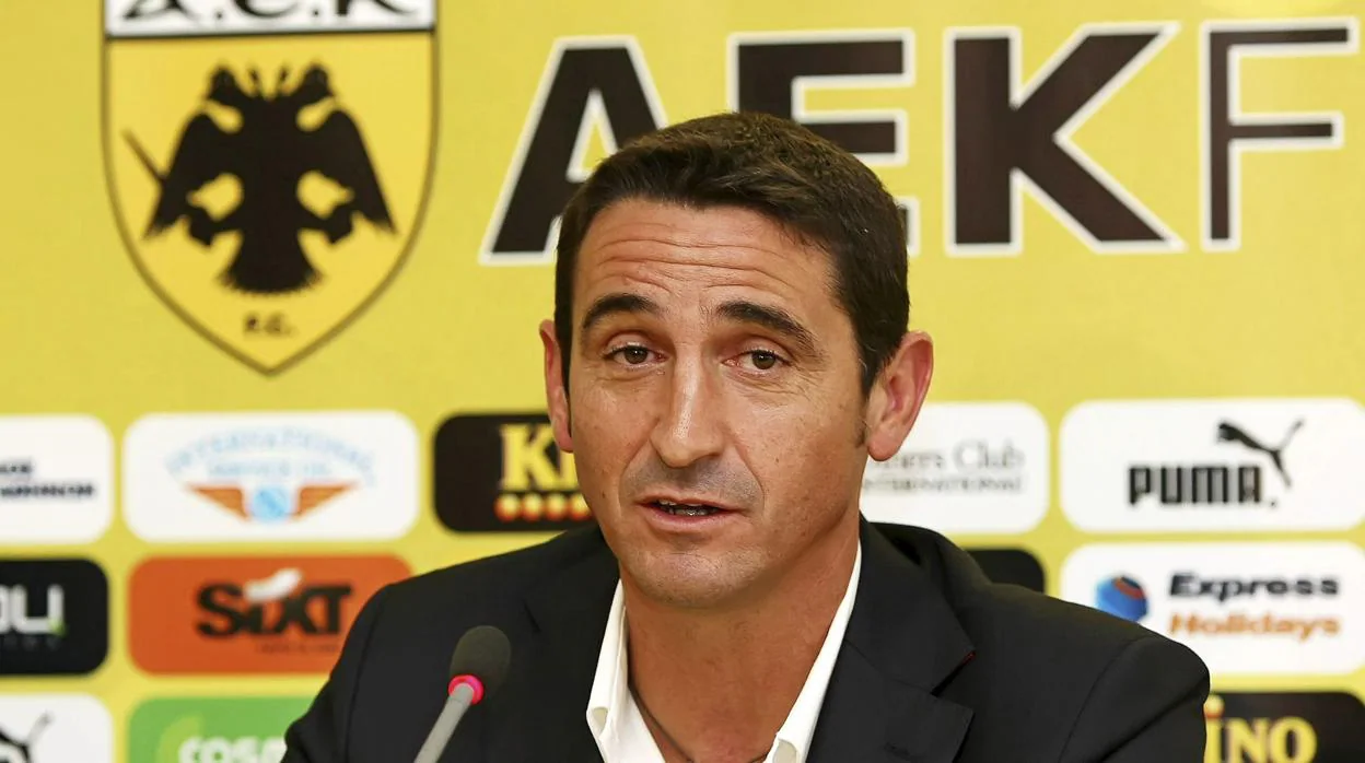 Manolo Jiménez ficha por tercera vez por el AEK de Atenas