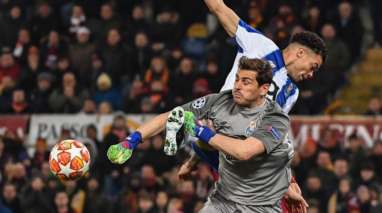 Un récord, una nariz hinchada y un mensaje a Luis Enrique en el partidazo de Casillas en Roma