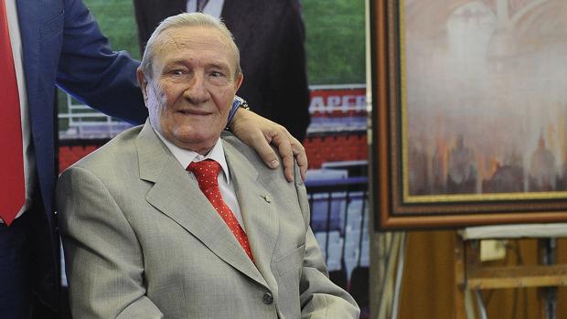 Muere Roberto Alés, expresidente del Sevilla