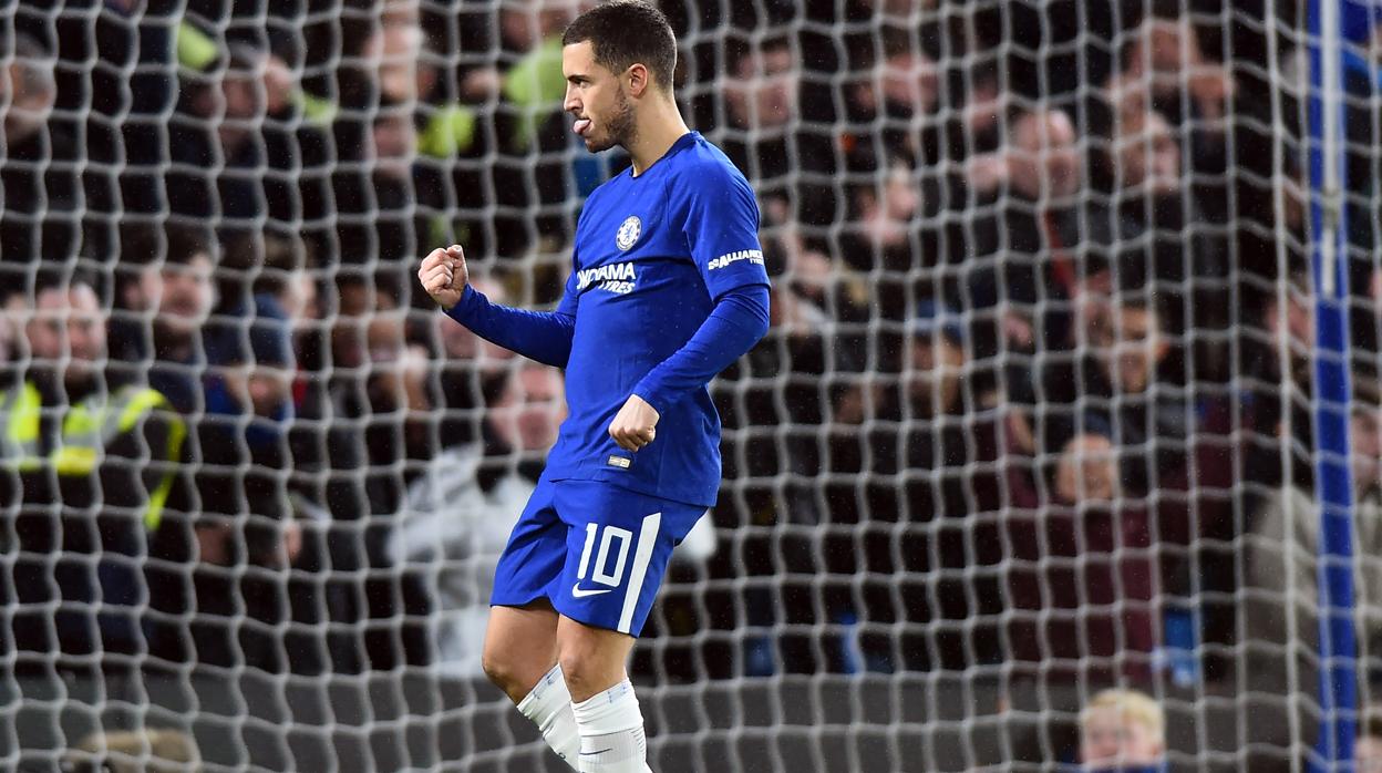 El castigo de la FIFA al Chelsea preocupa a Hazard