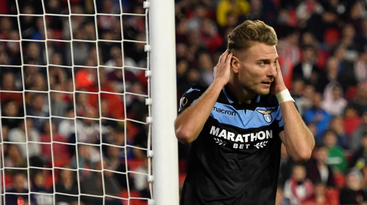 Ciro Immobile, jugador de la Lazio, durante el partido ante el Sevilla