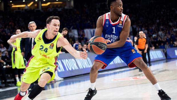 Batacazo del Barça que se deja la cuarta plaza en Estambul