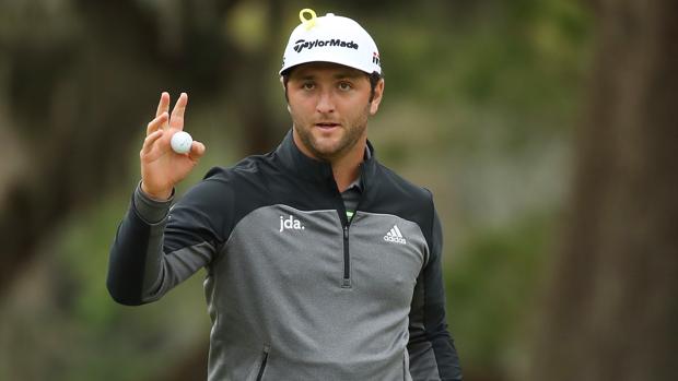 El «show» de Jon Rahm le acerca al título